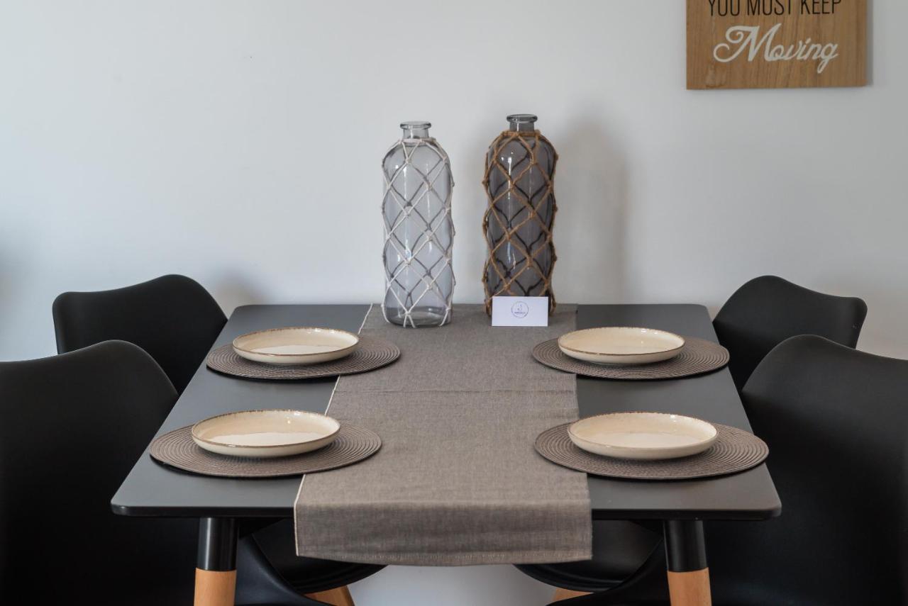 Anzuelo Apartments Megalochori  ภายนอก รูปภาพ