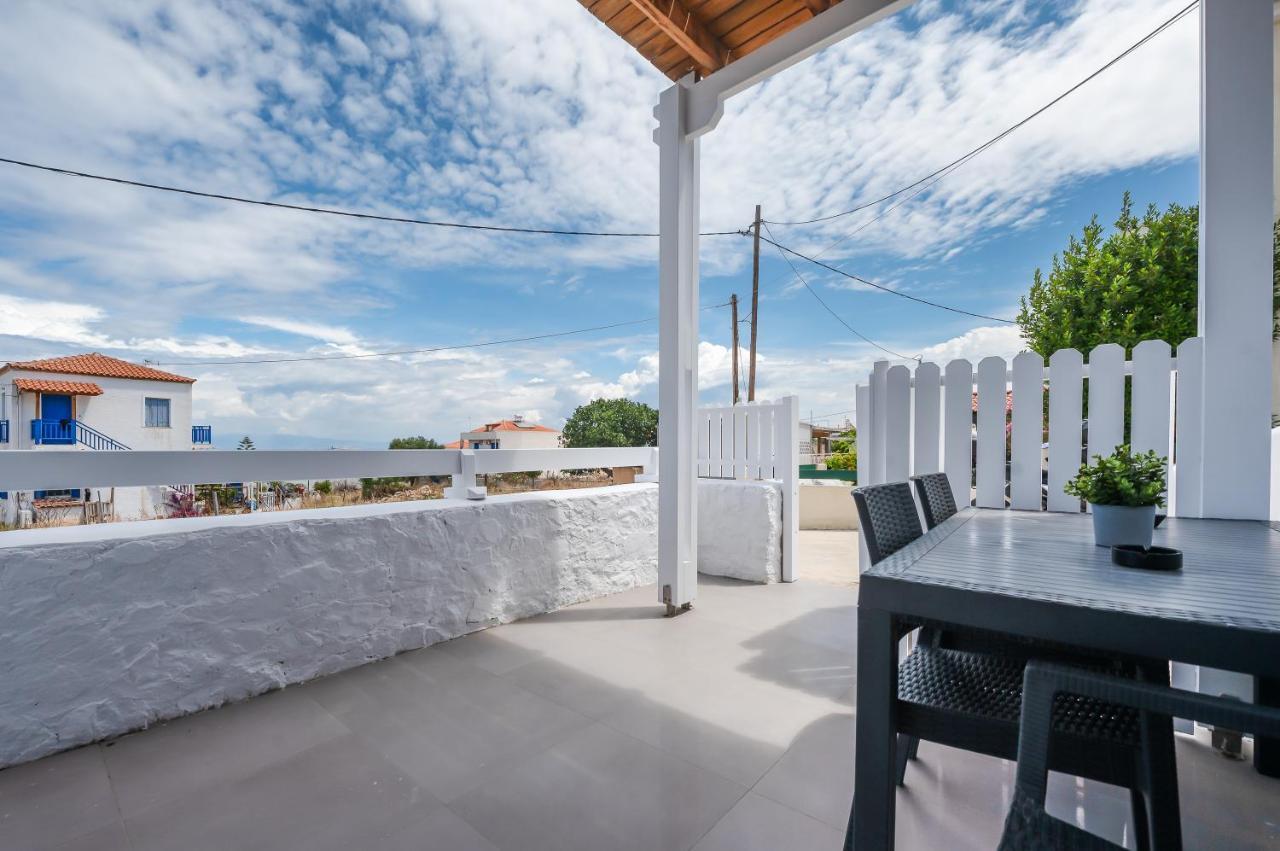 Anzuelo Apartments Megalochori  ภายนอก รูปภาพ