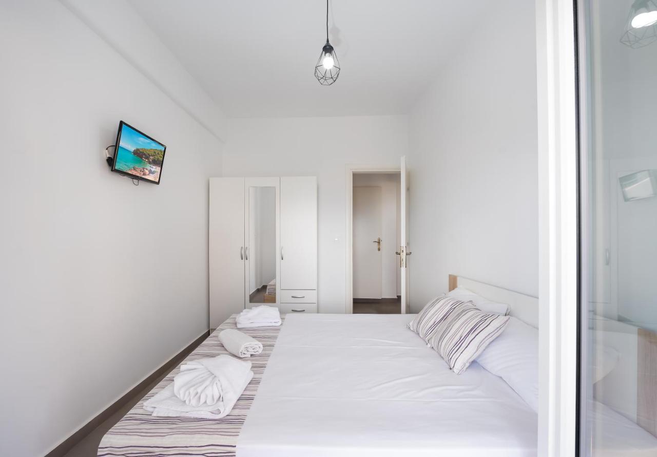 Anzuelo Apartments Megalochori  ภายนอก รูปภาพ