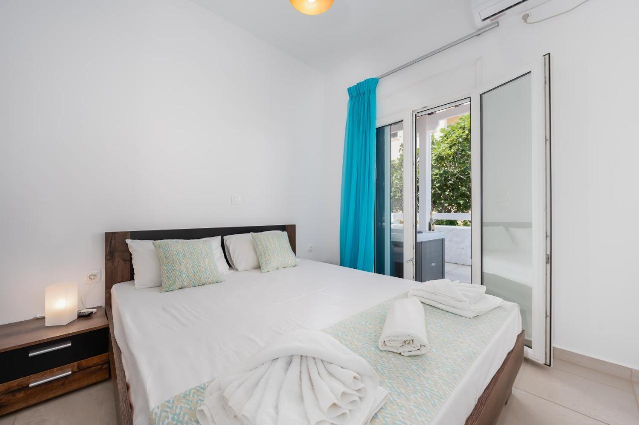 Anzuelo Apartments Megalochori  ภายนอก รูปภาพ